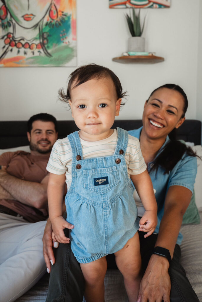 maricris-and-daughter Maricris with her husband and daughter at home